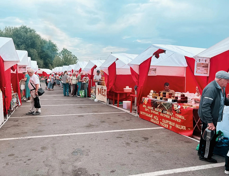 В КУРСКЕ ПРОШЛА ДЕГУСТАЦИЯ МЁДА