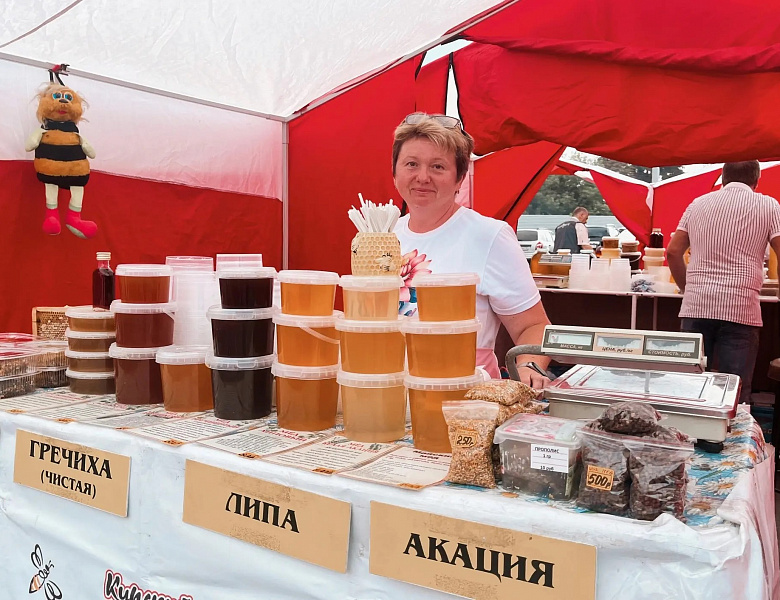 В КУРСКЕ ПРОШЛА ДЕГУСТАЦИЯ МЁДА